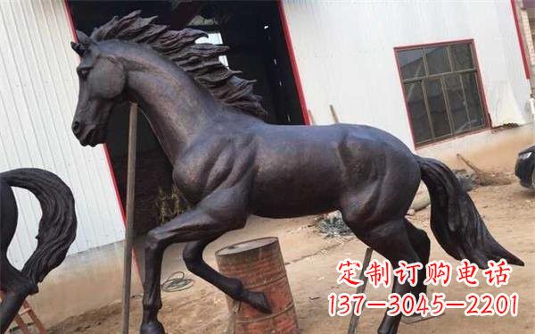 菏泽奔马铜雕222