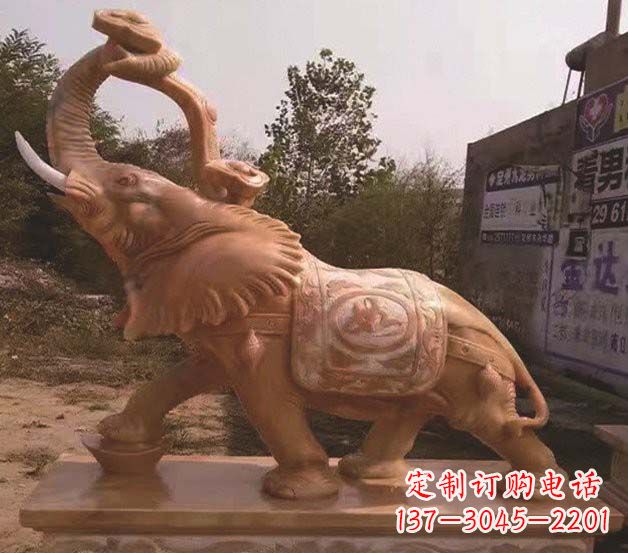 菏泽鼻卷如意的大象石雕