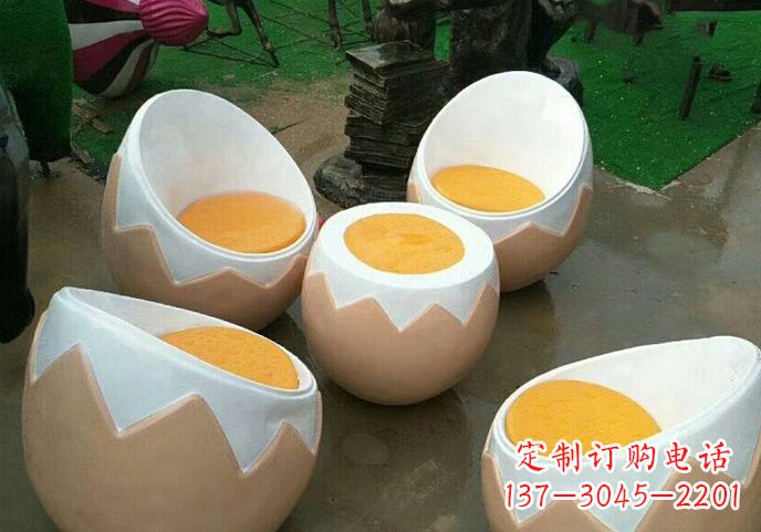 菏泽玻璃钢鸡蛋雕塑——精致的艺术精品