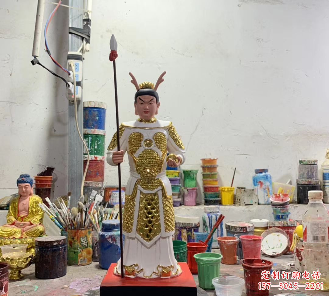 菏泽玻璃钢龙王三太子雕塑户外摆件