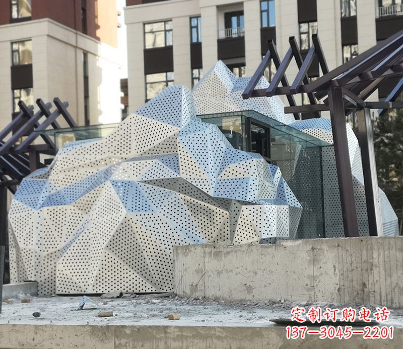 菏泽不锈钢别墅假山景观雕塑