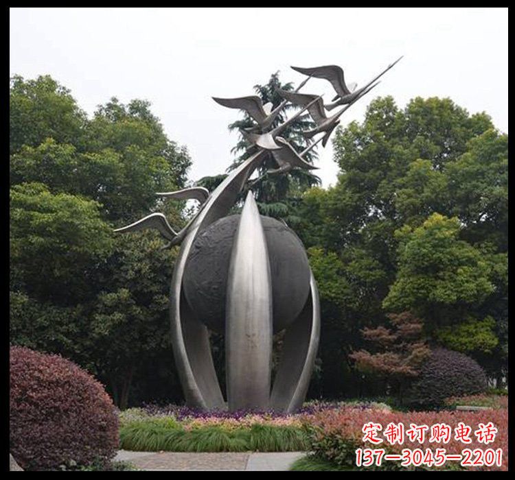 菏泽不锈钢抽象飞翔的天鹅雕塑