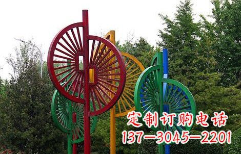 菏泽不锈钢风车雕塑——动态美的艺术结晶