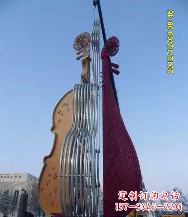 菏泽不锈钢抽象琵琶雕塑