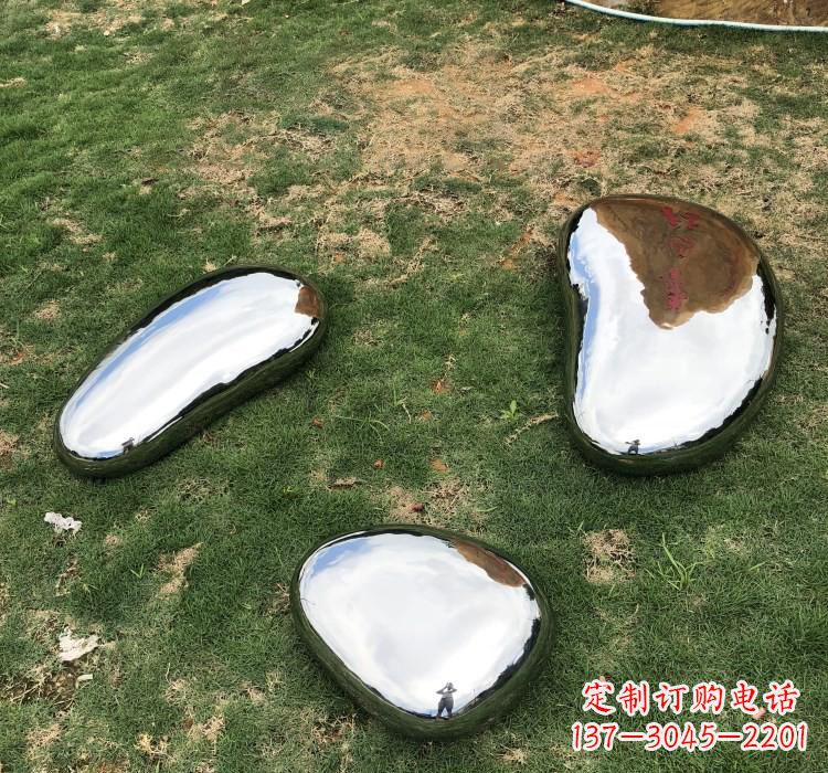 菏泽不锈钢鹅卵石雕塑精致与经典的完美结合