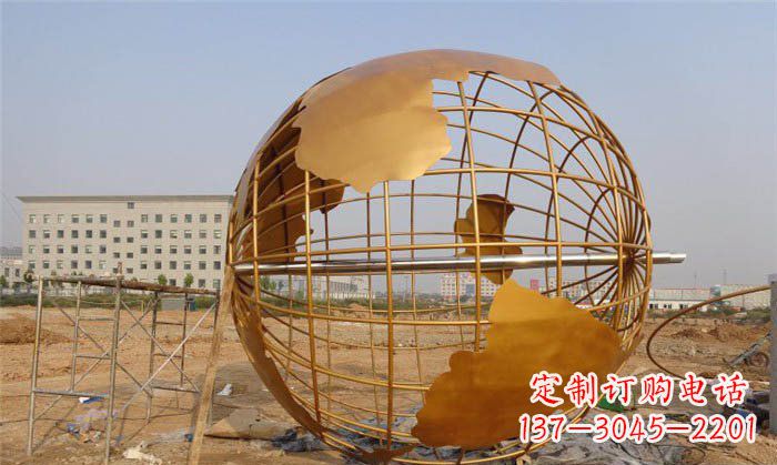 菏泽美丽的地球雕塑