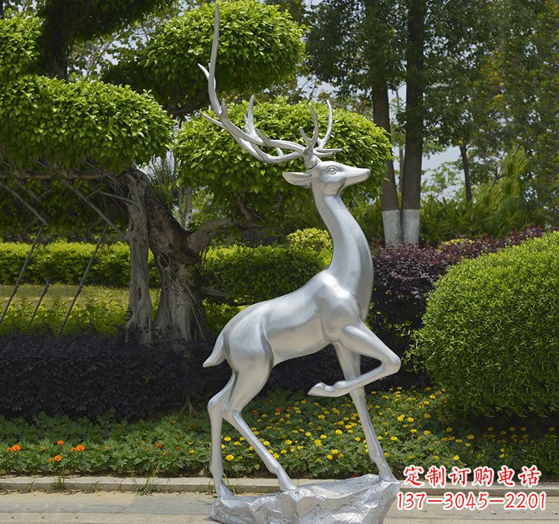 菏泽不锈钢动物艺术梅花鹿雕塑
