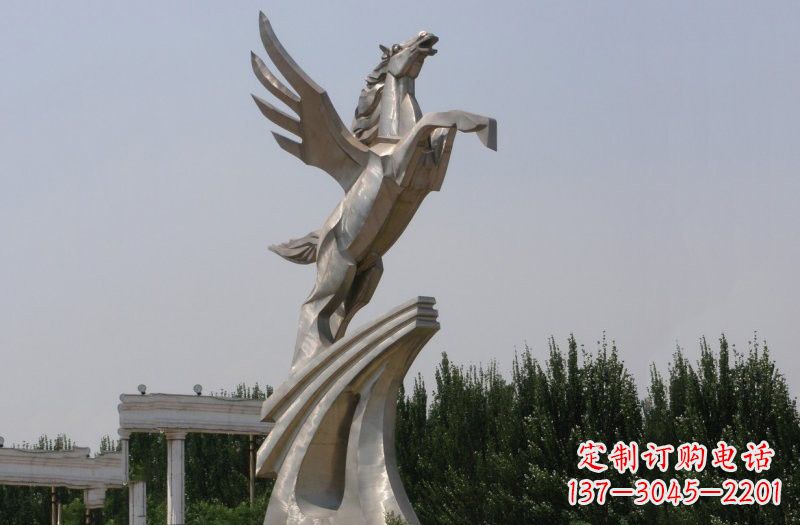 菏泽不锈钢飞马雕塑象征力量与灵动
