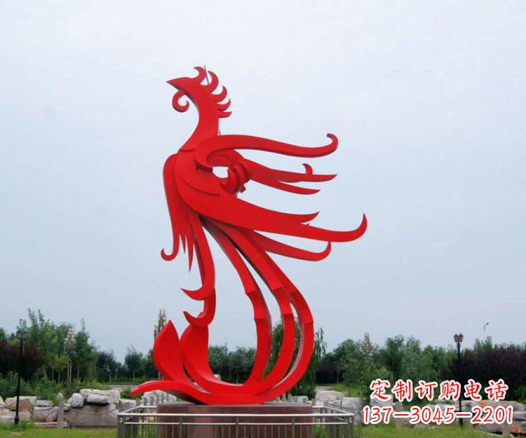 菏泽精美凤凰雕塑点亮凤凰公园