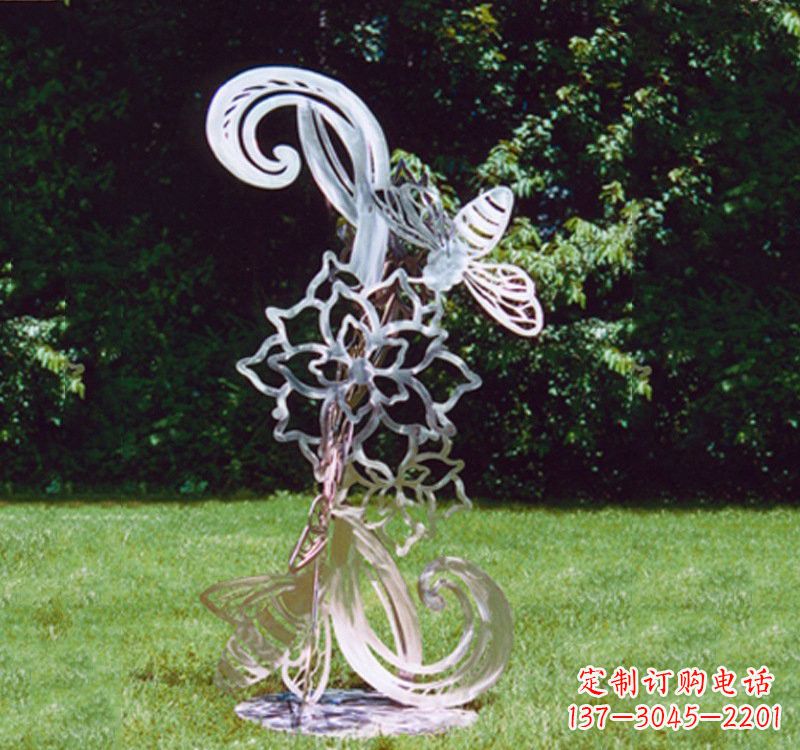菏泽不锈钢公园的蝴蝶之美