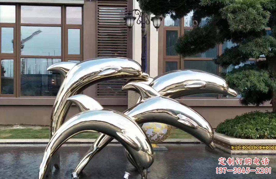 菏泽不锈钢海豚跳跃雕塑精美绝伦