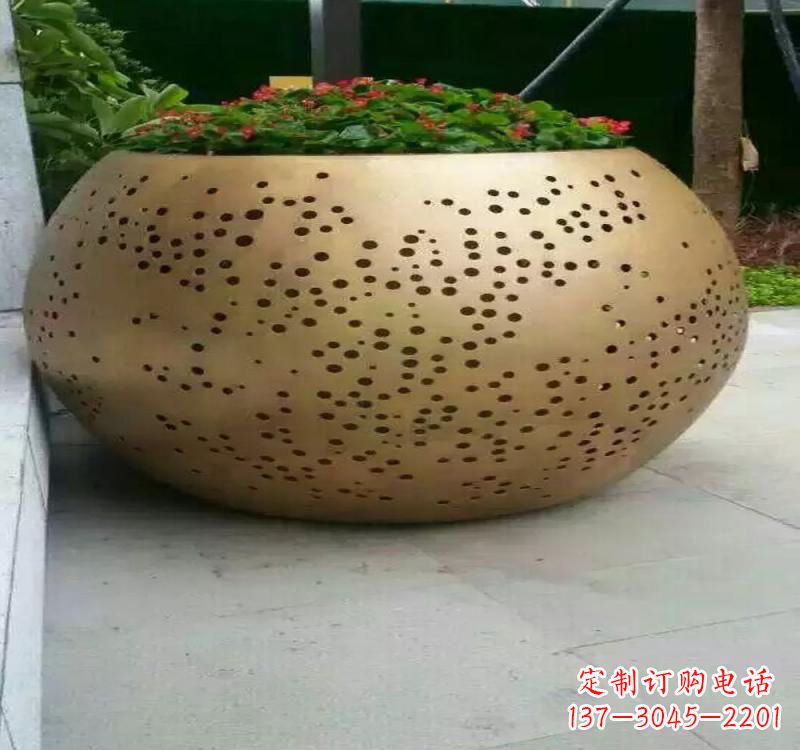 菏泽不锈钢户外花盆雕塑
