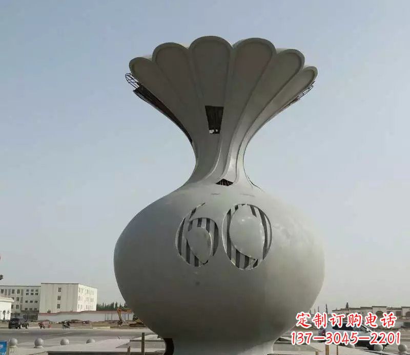 菏泽精美不锈钢花篮雕塑
