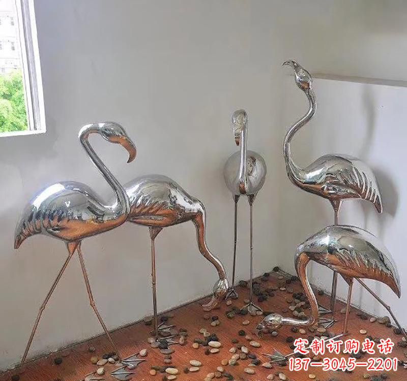 菏泽不锈钢火烈鸟象征勇气与活力