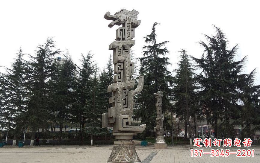 菏泽不锈钢龙柱雕塑引领公共景观