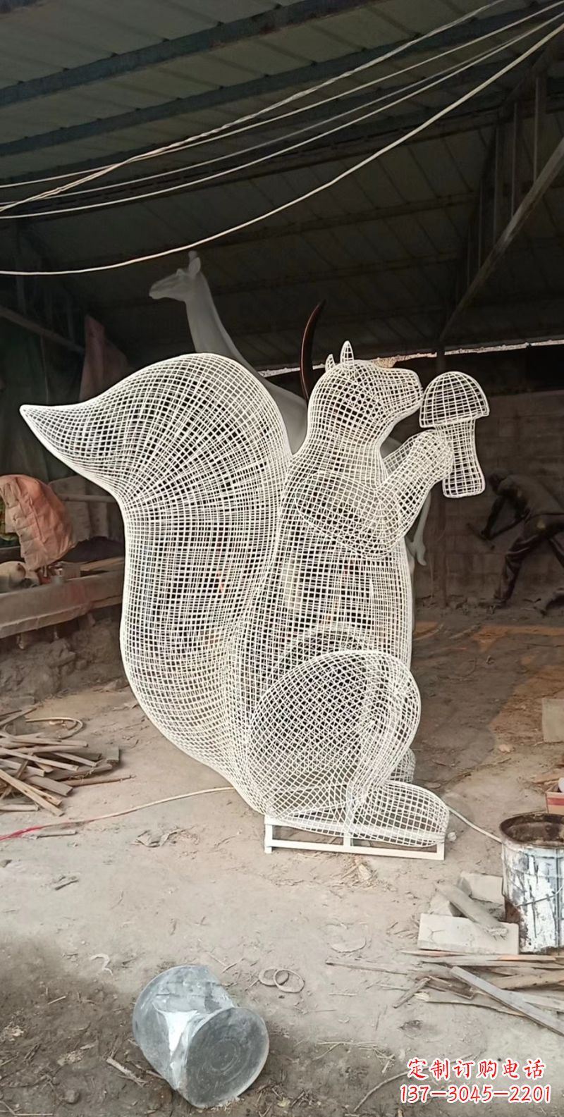 菏泽不锈钢松鼠雕塑精美的艺术作品