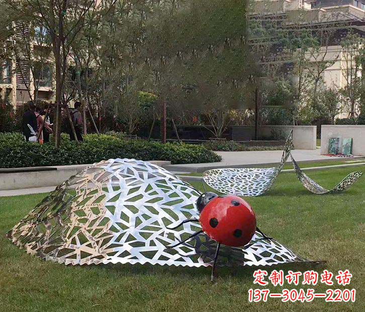 菏泽不锈钢瓢虫雕塑令人惊叹的艺术之美