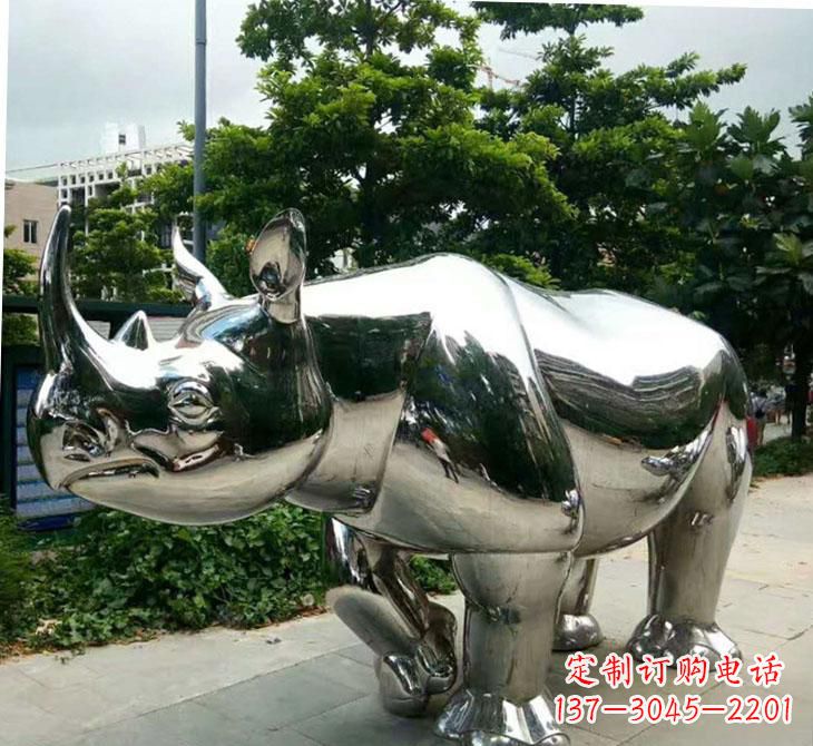 菏泽不锈钢犀牛雕塑传承自然之美