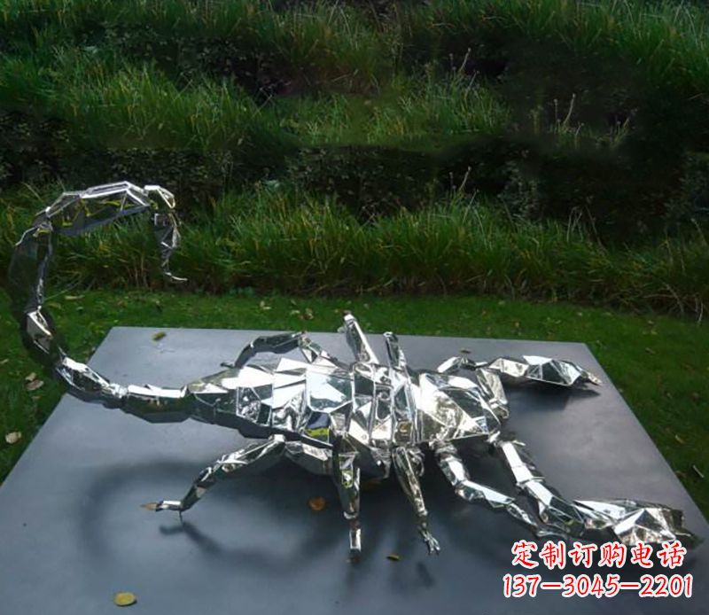 菏泽不锈钢蝎子雕塑精致且充满魅力