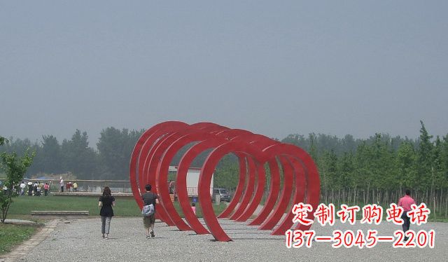 菏泽不锈钢心形拱门雕塑美丽而神圣