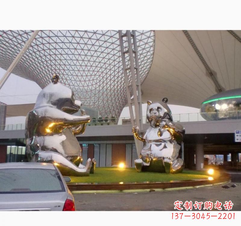 菏泽不锈钢熊猫雕塑象征中国特色文化