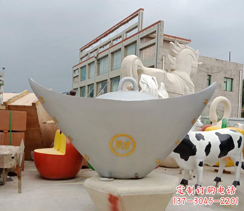 菏泽不锈钢元宝雕塑精美而珍贵
