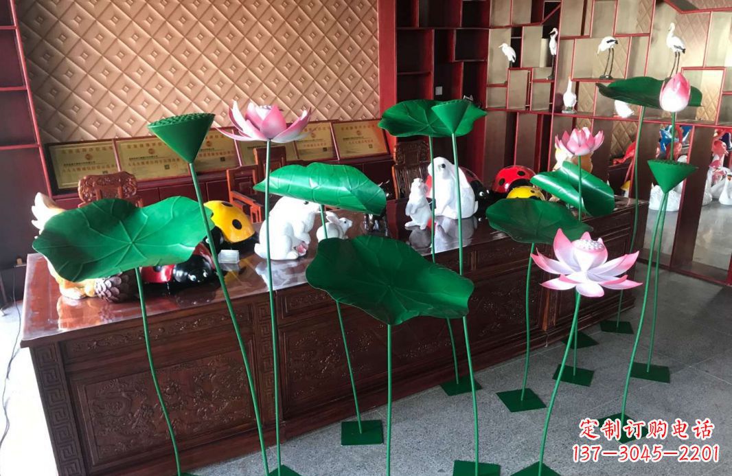 菏泽精美不锈钢荷叶雕塑