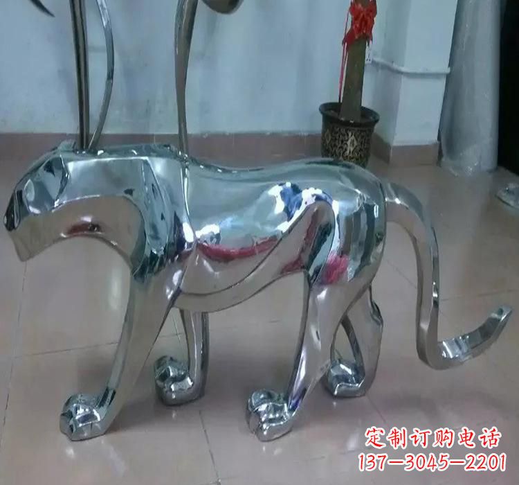 菏泽不锈钢老虎雕塑美化园林