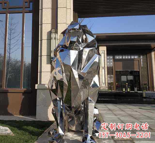 菏泽不锈钢狮子雕塑给园林带来神秘与力量