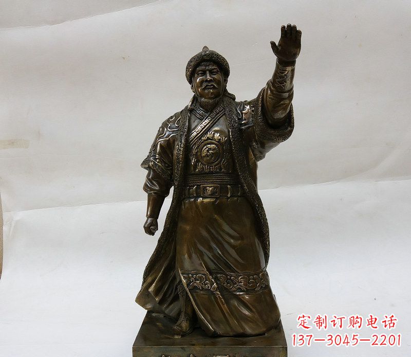 菏泽成吉思汗人物铜雕112