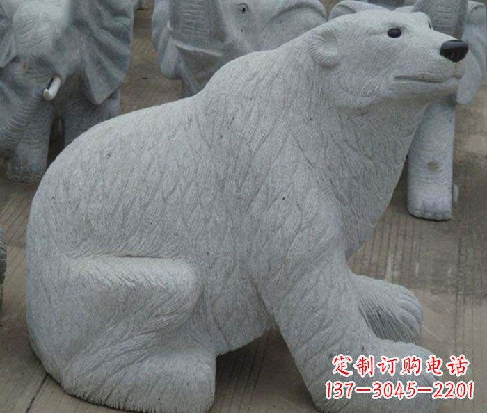 菏泽精美大理石雕刻的北极熊
