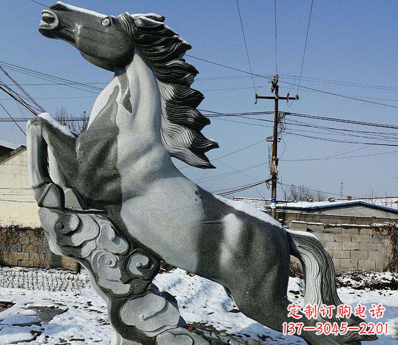 菏泽传统工艺马踏祥云石雕