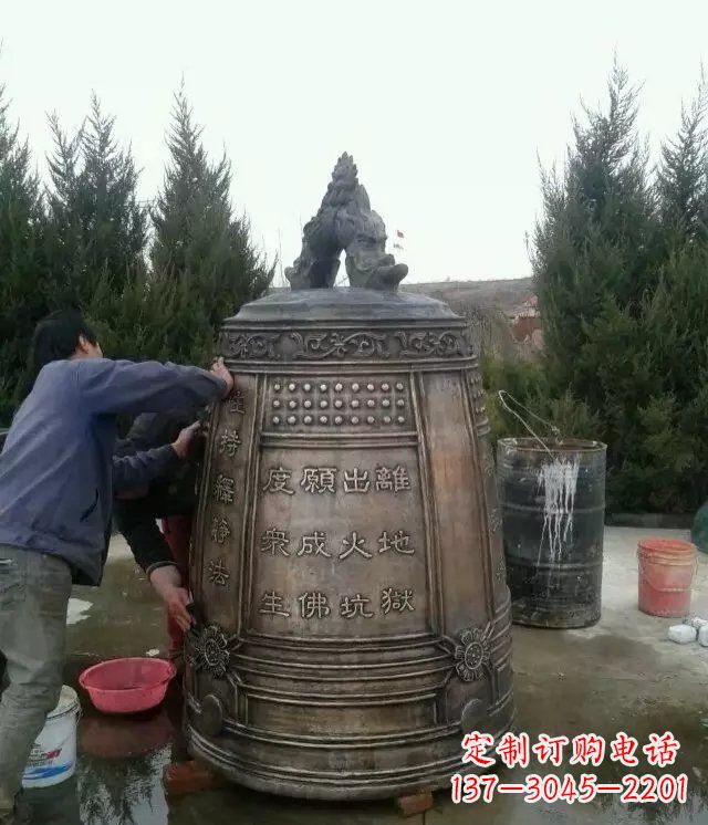 菏泽中领雕塑-大型铜钟寺庙铜雕