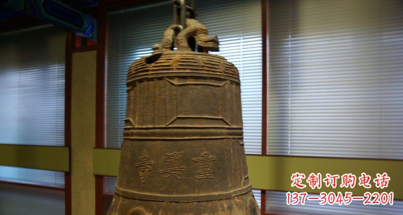 菏泽仿古铜钟雕塑定制