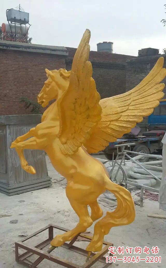 菏泽飞马玻璃钢仿铜动物雕塑