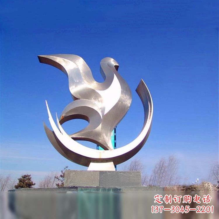 菏泽贴近自然的精美鸽子雕像