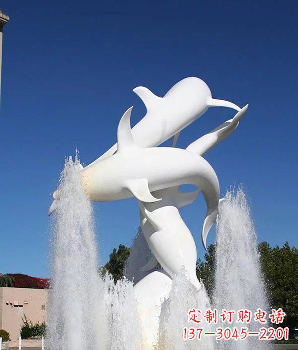 菏泽完美纪念，精致的不锈钢海豚雕塑