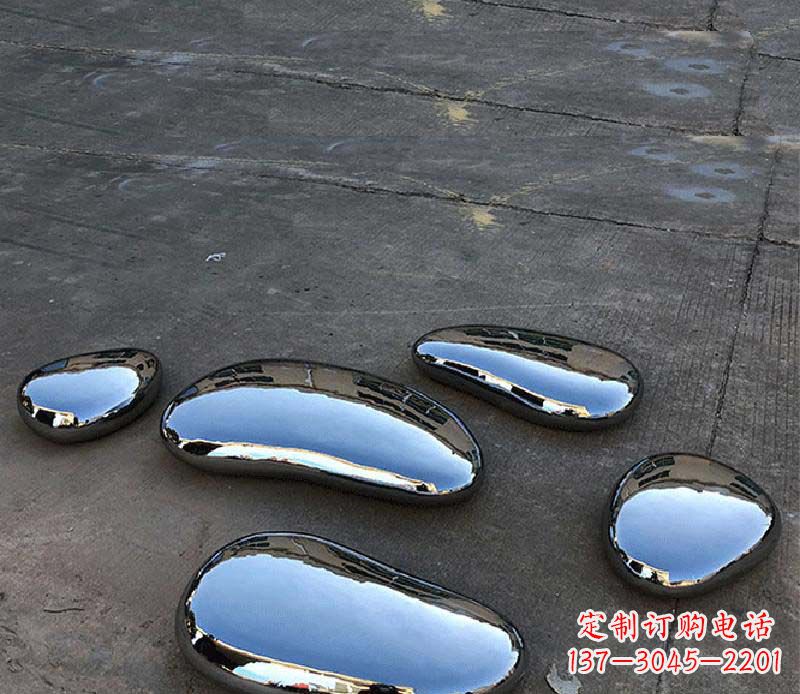 菏泽不锈钢水滴景观雕塑美轮美奂,营造自然灵动