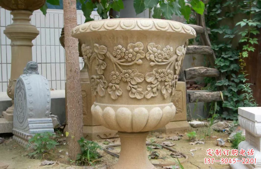 菏泽精美大理石花盆雕塑