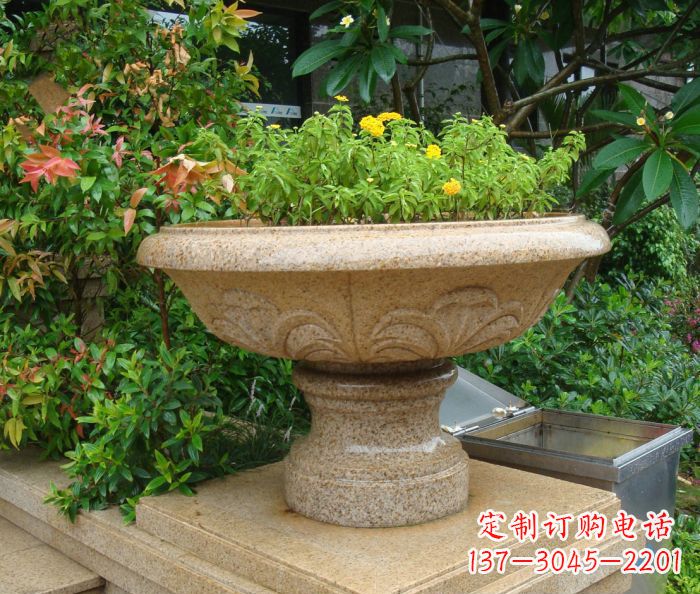 菏泽雕塑花盆，精雕细琢