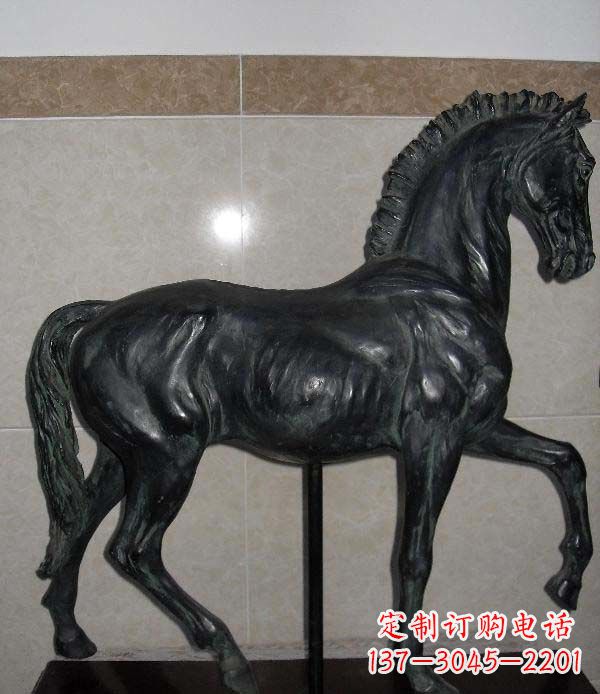 菏泽公园马动物景观铜雕