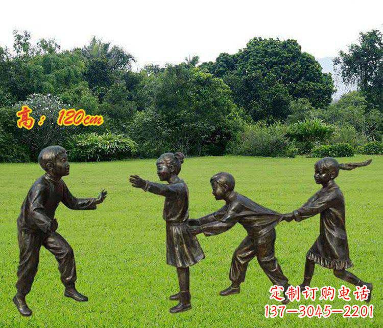 菏泽公园玩老鹰捉小鸡的儿童小品铜雕 (2)