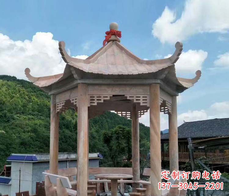 菏泽一流的公园晚霞红六角石雕凉亭