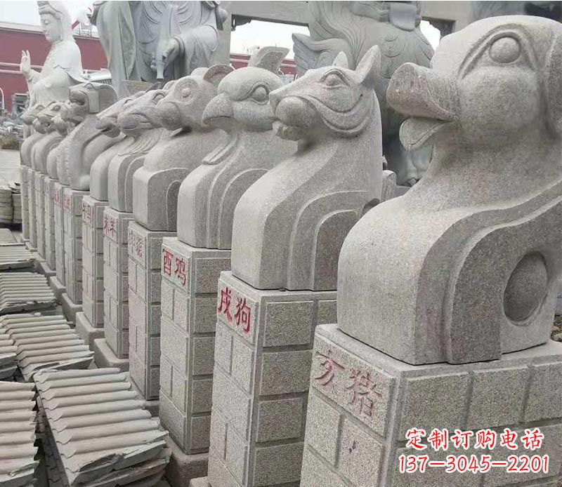 菏泽广场十二生肖景观石雕