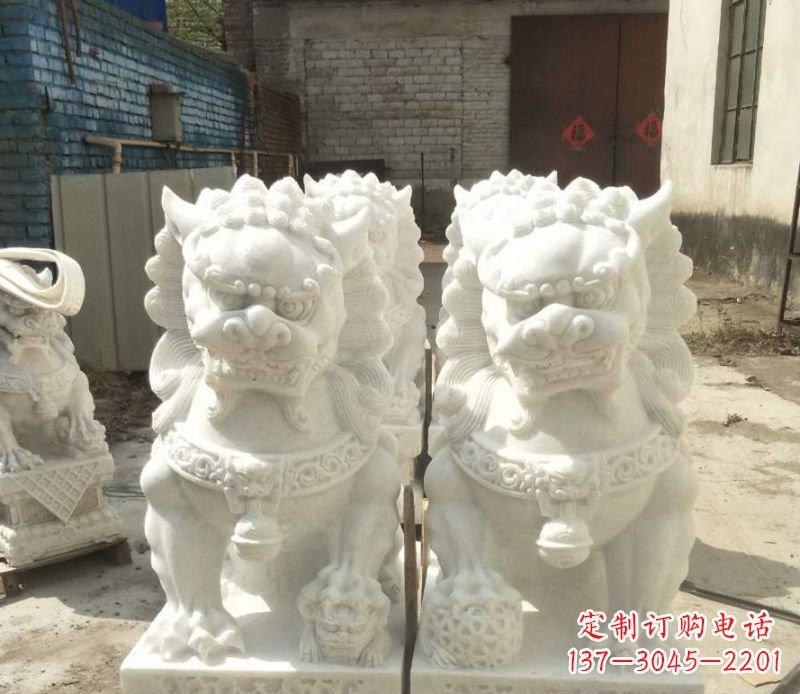 菏泽汉白玉踩绣球狮子石雕_1