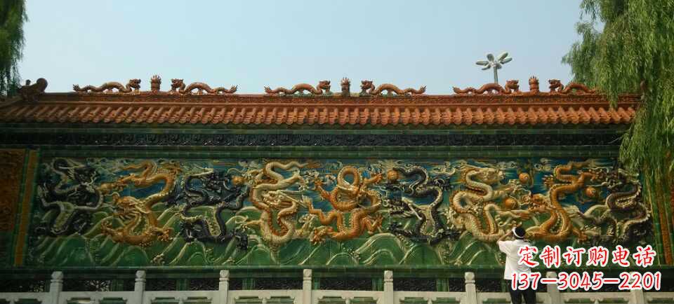 菏泽九龙壁景观石雕——造型精致,极致雕刻