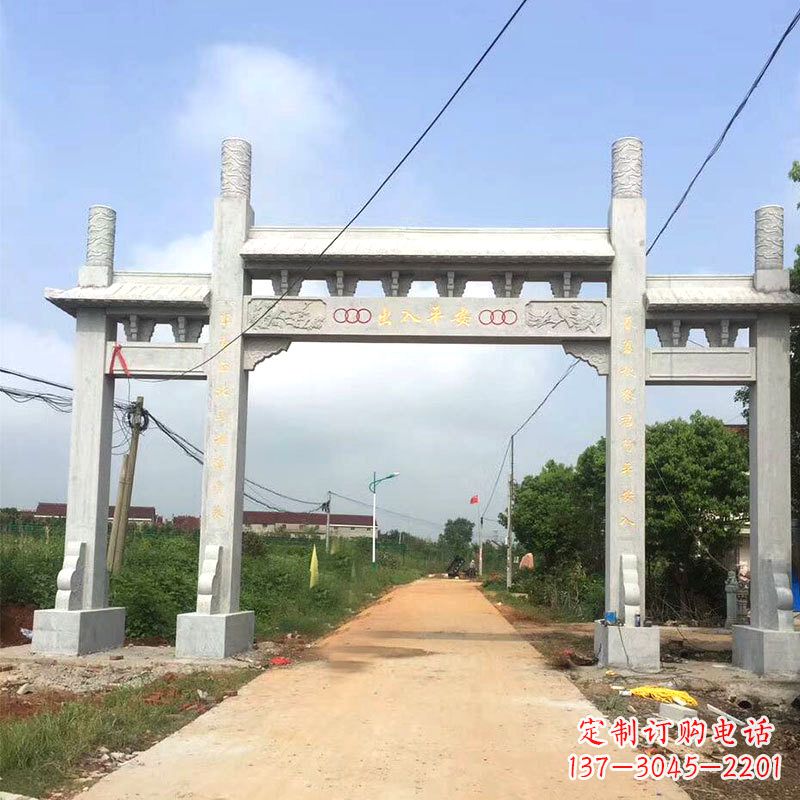 菏泽路口三间四柱无楼石牌坊雕塑制作
