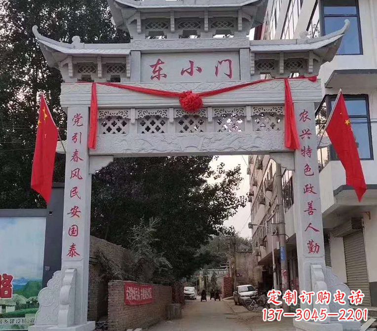 菏泽精美锻铸牌楼雕塑,展现独特艺术魅力
