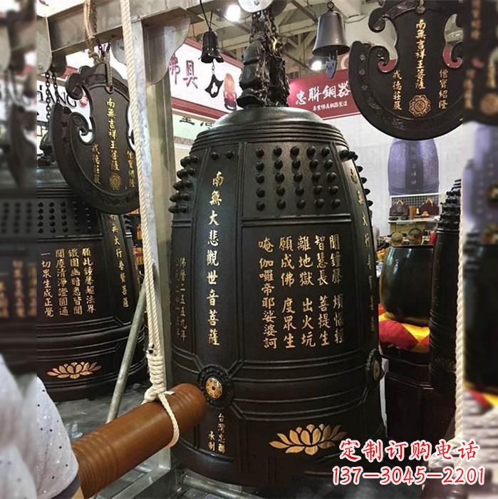 菏泽寺院挂钟铜雕塑
