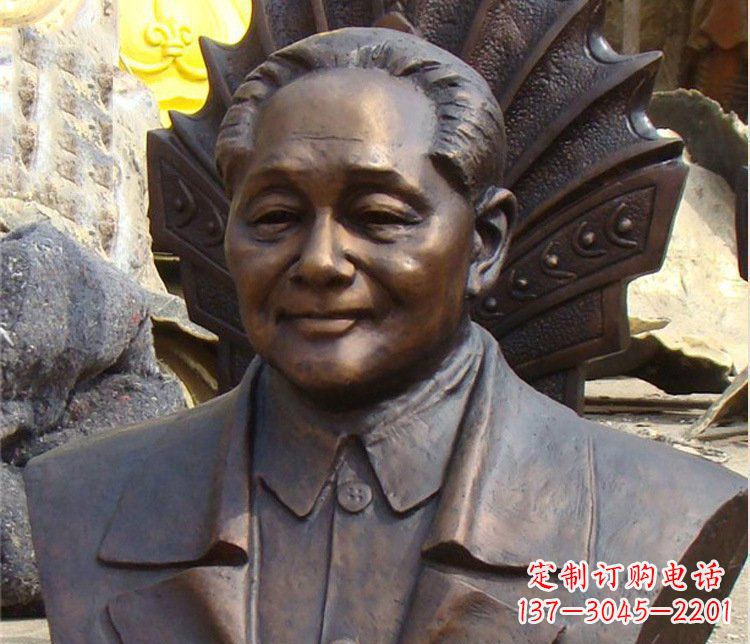 菏泽铜雕广场邓小平肖像雕塑